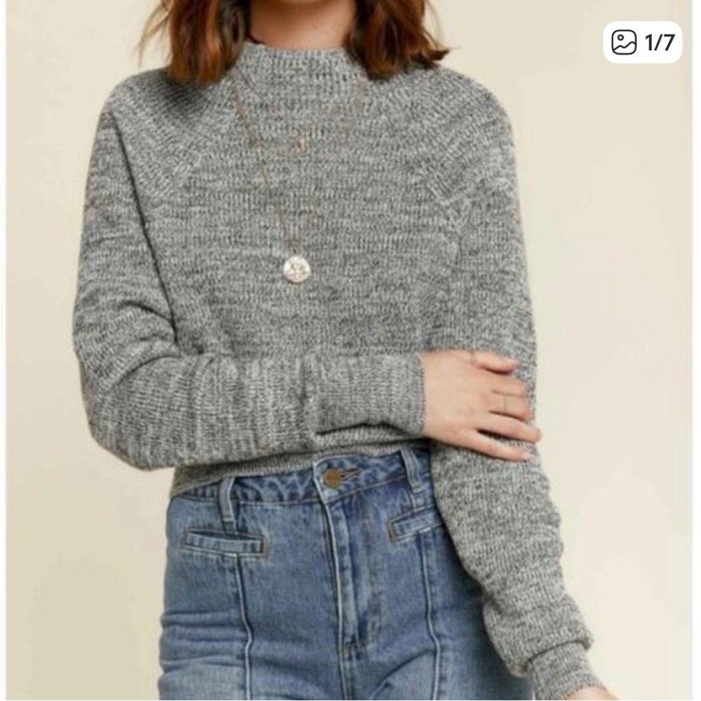 Free People Heather Gray Crew Neck Sweater with raglan sleeves